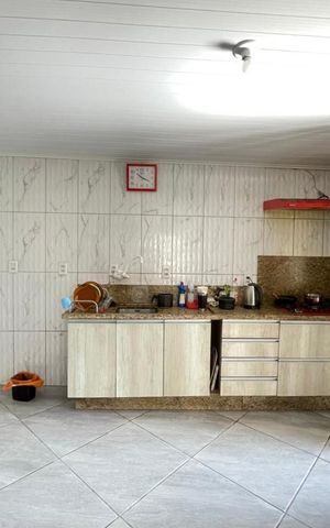 Casa à venda com 85m², 3 quartos e 1 vaga