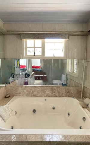 Casa à venda com 85m², 3 quartos e 1 vaga