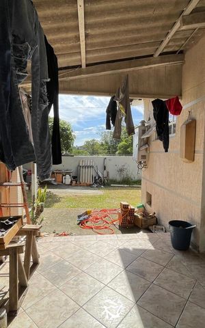 Casa à venda com 85m², 3 quartos e 1 vaga