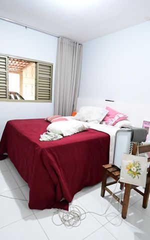 Casa à venda com 65m², 2 quartos e 2 vagas