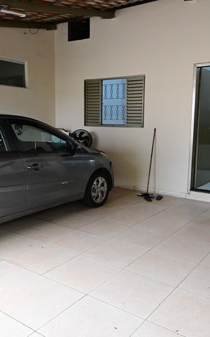 Casa à venda com 65m², 2 quartos e 2 vagas