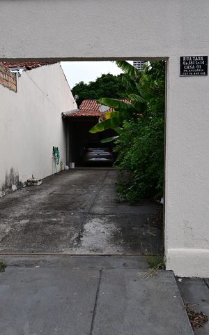 Casa à venda com 65m², 2 quartos e 2 vagas