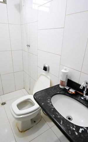 Casa à venda com 65m², 2 quartos e 2 vagas