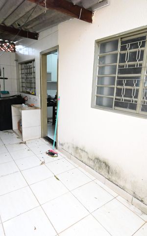 Casa à venda com 65m², 2 quartos e 2 vagas