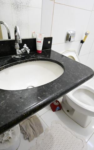 Casa à venda com 65m², 2 quartos e 2 vagas