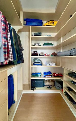 Apartamento para alugar com 64m², 1 quarto e 2 vagas Apartamento para alugar com 64m², 1 quarto e 2 vagasCloset do quarto