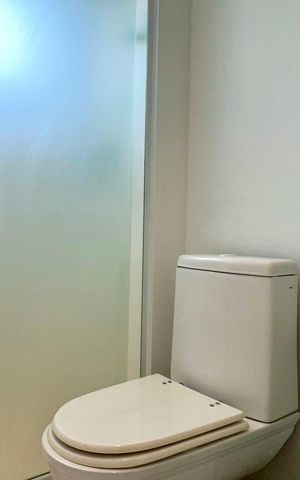 Apartamento para alugar com 64m², 1 quarto e 2 vagas Apartamento para alugar com 64m², 1 quarto e 2 vagasBanheiro