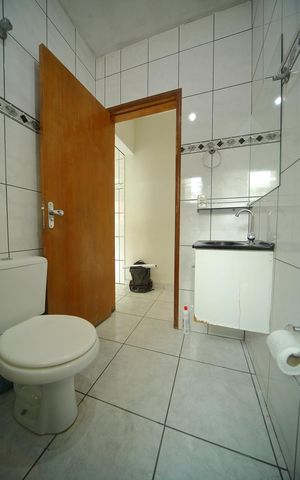 Casa para alugar com 120m², 3 quartos e 1 vagaBanheiro 