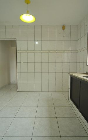 Casa para alugar com 120m², 3 quartos e 1 vagaCozinha 