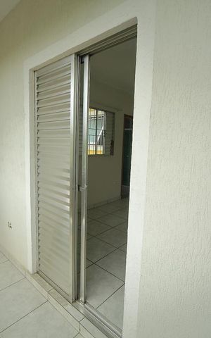 Casa para alugar com 120m², 3 quartos e 1 vagaSuíte - Varanda 