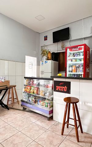 Casa à venda com 45m², 3 quartos e 2 vagas Casa à venda com 45m², 3 quartos e 2 vagasSalão