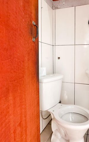 Casa à venda com 45m², 3 quartos e 2 vagas Casa à venda com 45m², 3 quartos e 2 vagasLavabo