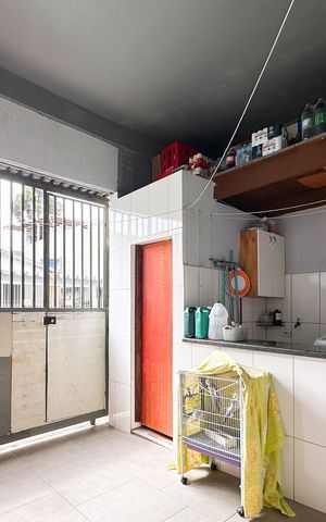 Casa à venda com 45m², 3 quartos e 2 vagas Casa à venda com 45m², 3 quartos e 2 vagasGaragem