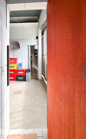 Casa à venda com 45m², 3 quartos e 2 vagas Casa à venda com 45m², 3 quartos e 2 vagasLavabo