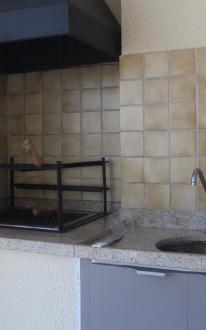 Apartamento para alugar com 65m², 2 quartos e 1 vagaVaranda