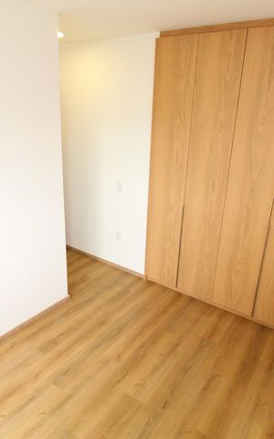 Apartamento para alugar com 60m², 2 quartos e 1 vagaSuíte