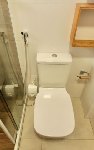 Apartamento para alugar com 66m², 2 quartos e 1 vagaBanheiro