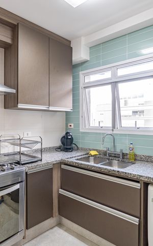 Apartamento para alugar com 133m², 3 quartos e 2 vagasCozinha