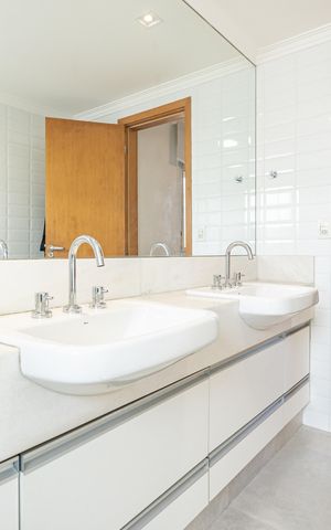 Apartamento para alugar com 133m², 3 quartos e 2 vagasBanheiro Suite