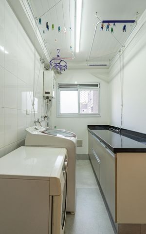 Apartamento para alugar com 133m², 3 quartos e 2 vagasArea de Serviços