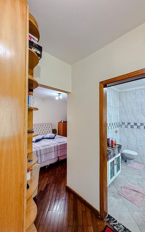 Casa para alugar com 379m², 5 quartos e 7 vagasCloset da suíte 4