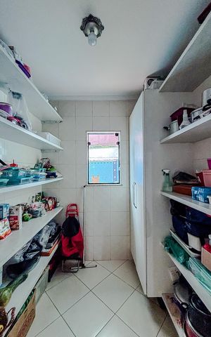 Casa para alugar com 379m², 5 quartos e 7 vagasDespensa