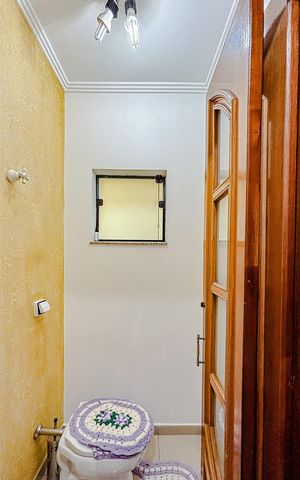 Casa para alugar com 379m², 5 quartos e 7 vagasLavabo