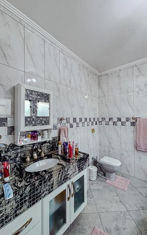 Casa para alugar com 379m², 5 quartos e 7 vagasBanheiro da Suíte 4