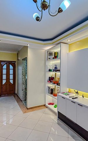 Casa para alugar com 379m², 5 quartos e 7 vagasSala