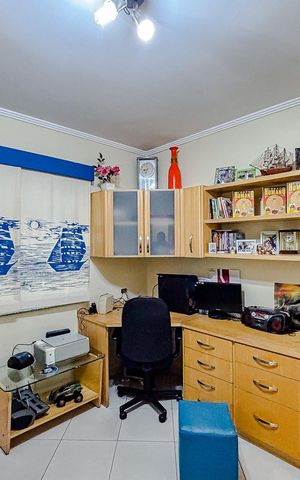 Casa para alugar com 379m², 5 quartos e 7 vagasEscritório
