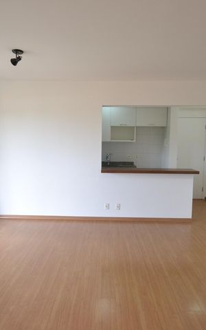 Apartamento para alugar com 70m², 2 quartos e 2 vagasSala