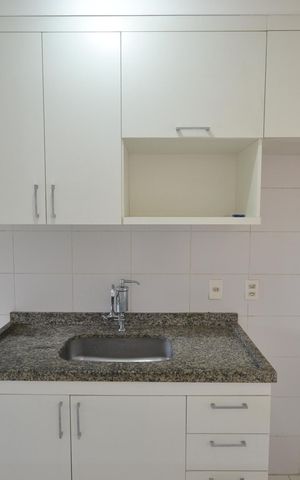 Apartamento para alugar com 70m², 2 quartos e 2 vagasCozinha e Área de Serviço