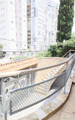 Casa para alugar com 237m², 3 quartos e 4 vagasGaragem