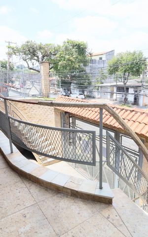 Casa para alugar com 237m², 3 quartos e 4 vagasGaragem