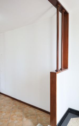 Casa para alugar com 237m², 3 quartos e 4 vagasSala