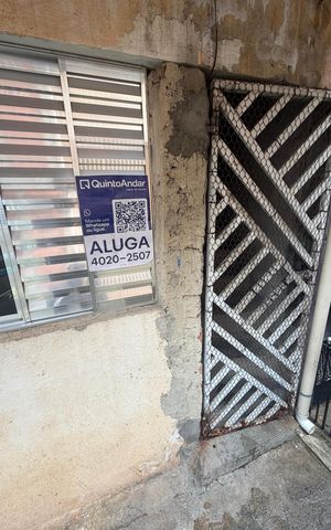 Casa para alugar com 60m², 2 quartos e sem vaga Casa para alugar com 60m², 2 quartos e sem vagaFachada