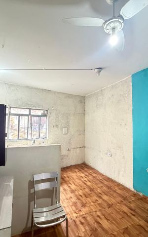 Casa para alugar com 60m², 2 quartos e sem vaga Casa para alugar com 60m², 2 quartos e sem vagaSala