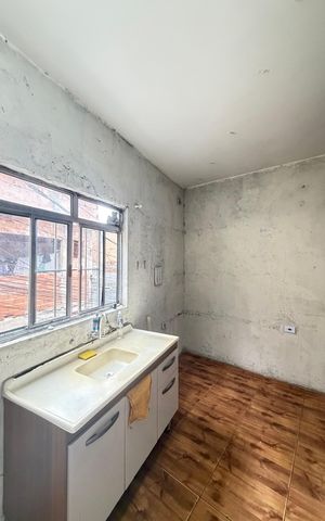 Casa para alugar com 60m², 2 quartos e sem vaga Casa para alugar com 60m², 2 quartos e sem vagaCozinha