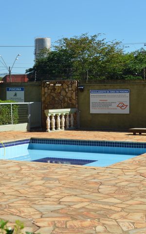 Apartamento para alugar com 69m², 3 quartos e 1 vagaÁrea comum - Piscina