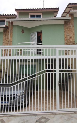 Casa de condomínio para alugar com 149m², 3 quartos e 2 vagasfachada da casa