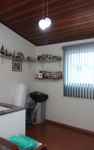 Casa de condomínio para alugar com 149m², 3 quartos e 2 vagasEscritório