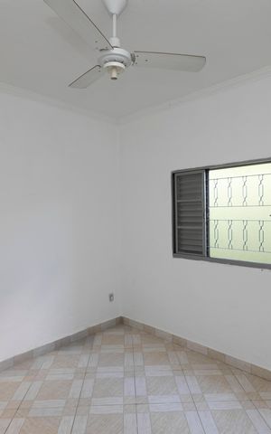 Casa à venda com 98m², 2 quartos e 2 vagasQUARTO Nº 2 - SUITE
