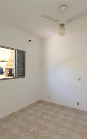 Casa à venda com 98m², 2 quartos e 2 vagasQUARTO Nº 1