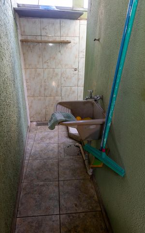 Casa à venda com 98m², 2 quartos e 2 vagasÁREA DE SERVIÇO
