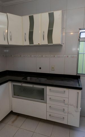Casa à venda com 98m², 2 quartos e 2 vagasCOZINHA