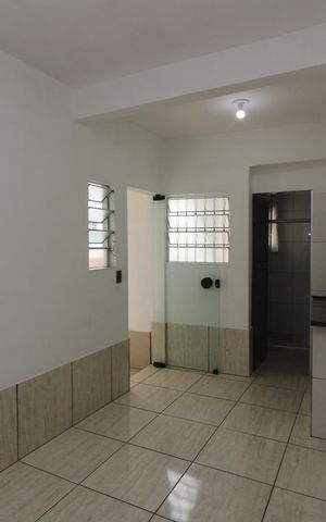 Casa para alugar com 60m², 2 quartos e 1 vagaCozinha