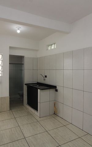 Casa para alugar com 60m², 2 quartos e 1 vagaCozinha