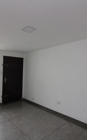 Casa para alugar com 60m², 2 quartos e 1 vagaQuarto 1