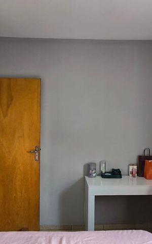 Casa à venda com 160m², 3 quartos e 2 vagas Casa à venda com 160m², 3 quartos e 2 vagasQuarto 02