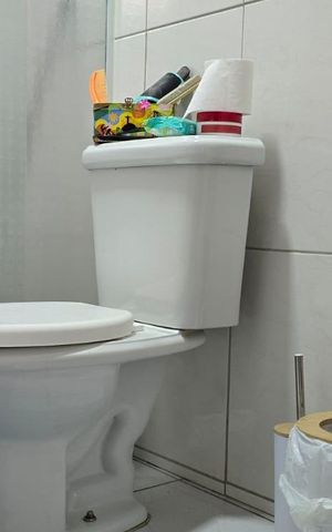 Casa à venda com 160m², 3 quartos e 2 vagas Casa à venda com 160m², 3 quartos e 2 vagasBanheiro Social 02